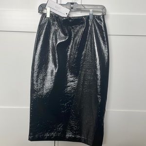 NWT- Black Shiny Faux Leather Skirt (sz small)